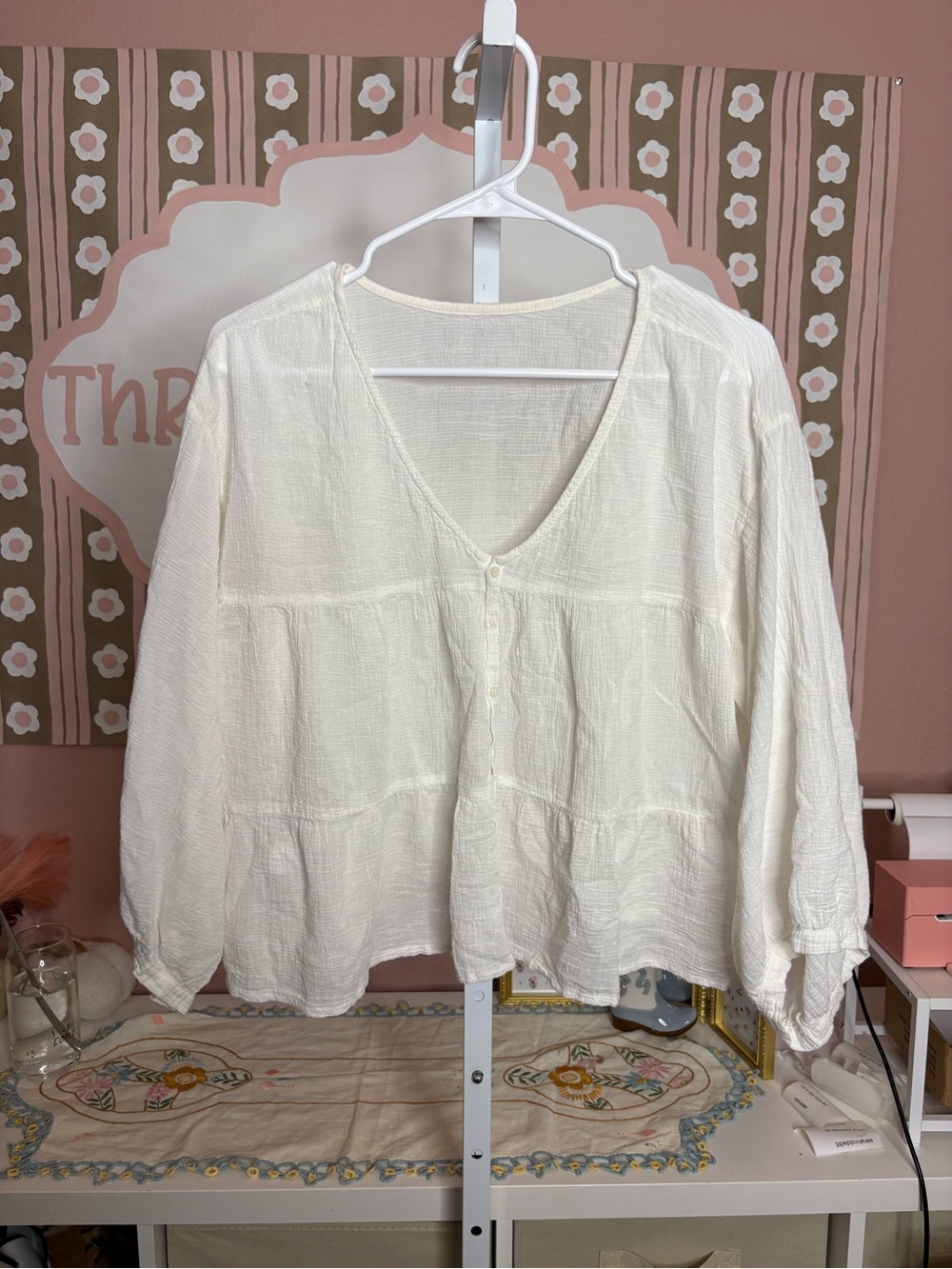esby Cream Gauze V-Neck Button Peasant Tunic